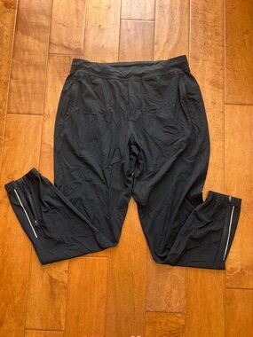 lululemon athletica Black Men's Running Joggers with Ankle Zips